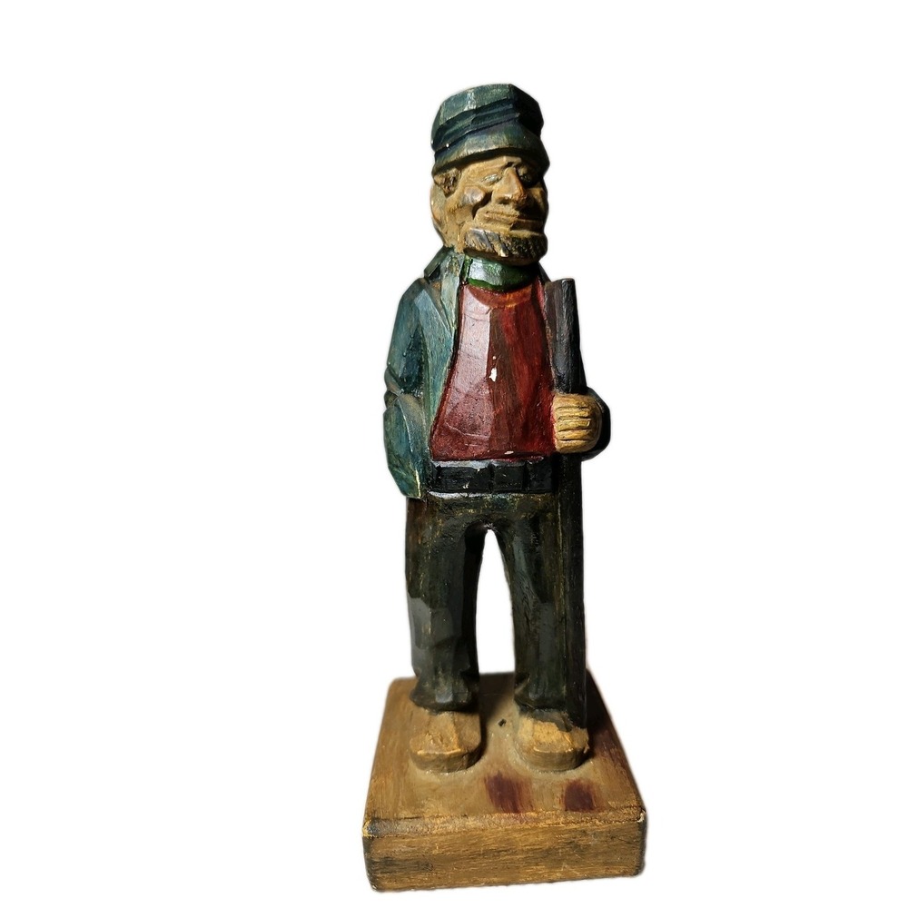 8" Chalkware Fisherman Sea Captain Hand Carved Painted Figurine. VTG